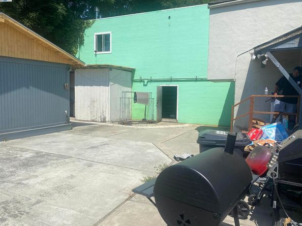 16557 E 14th Street, San Leandro CA 94578
