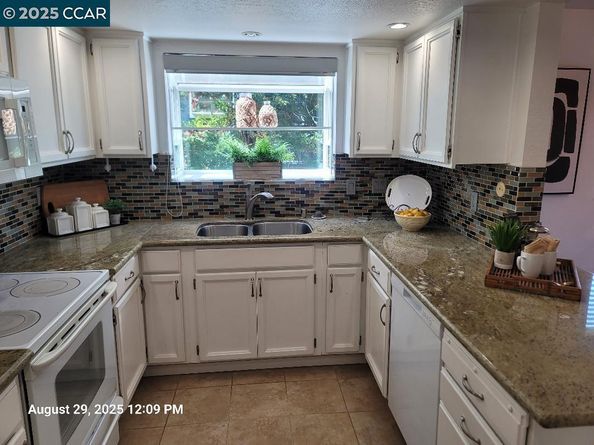 280 Scottsdale Rd, Pleasant Hill CA 94523