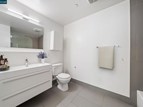 11 Franklin Street 302, San Francisco CA 94102