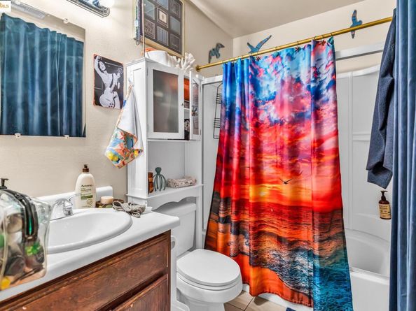 301 Country View Ln, Pleasant Hill CA 94523