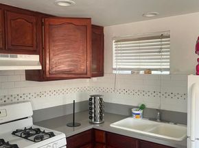 5419 S Harcourt Ave, Los Angeles CA 90043