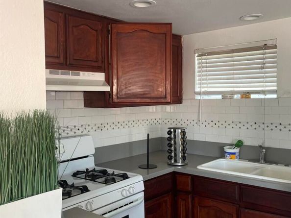 5419 S Harcourt Ave, Los Angeles CA 90043