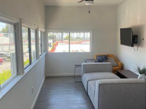 5419 S Harcourt Ave, Los Angeles CA 90043