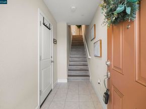144 Laurel Knoll Dr, Martinez CA 94553