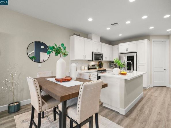 144 Laurel Knoll Dr, Martinez CA 94553