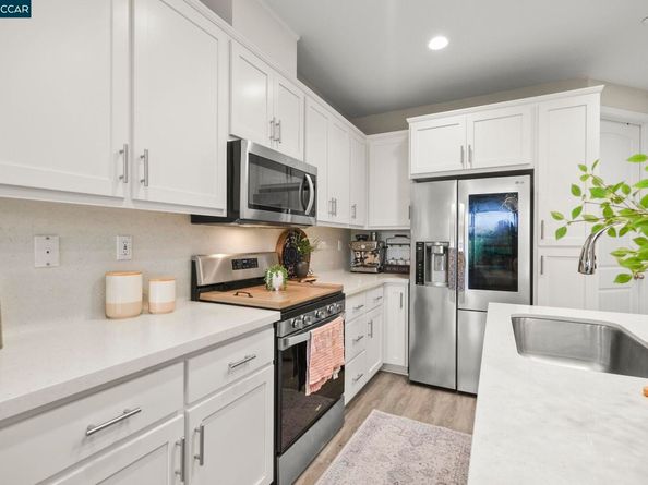 144 Laurel Knoll Dr, Martinez CA 94553