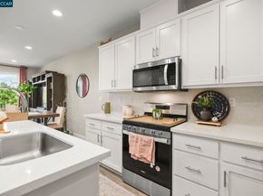 144 Laurel Knoll Dr, Martinez CA 94553