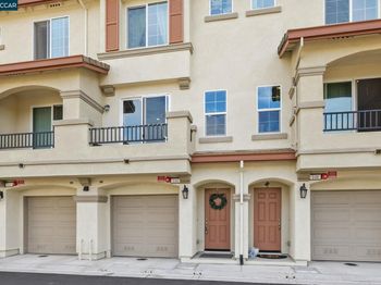 144 Laurel Knoll Dr