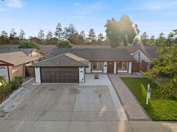 1827 Flickinger Ave, San Jose CA 95131