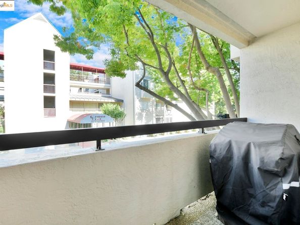 3183 Wayside PLZ APT 103, Walnut Creek CA 94597