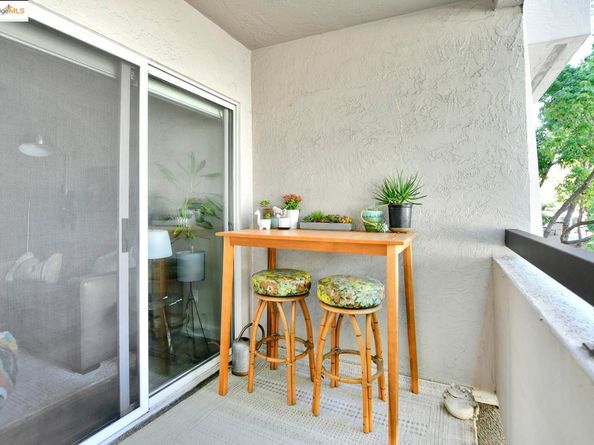 3183 Wayside PLZ APT 103, Walnut Creek CA 94597