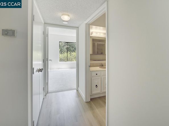 1125 Singingwood Ct 4, Walnut Creek CA 94595