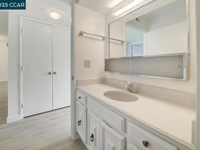 1125 Singingwood Ct 4, Walnut Creek CA 94595
