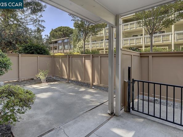 1125 Singingwood Ct 4, Walnut Creek CA 94595