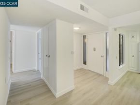 1125 Singingwood Ct 4, Walnut Creek CA 94595