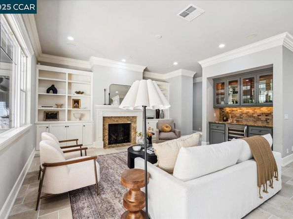 1291 Clover Ln, Walnut Creek CA 94595