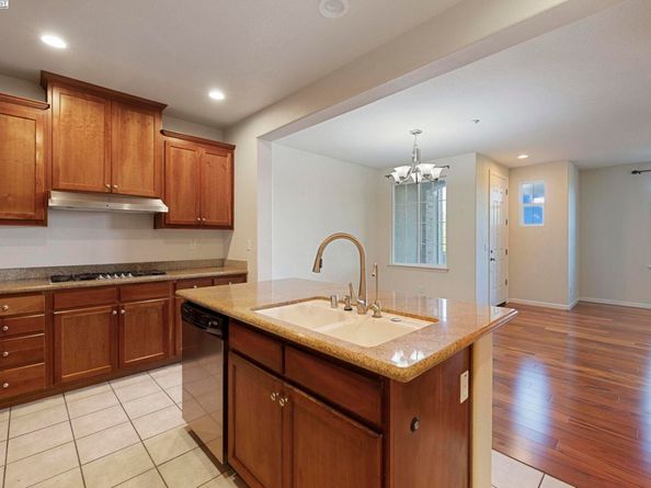 5132 Fioli Loop, San Ramon CA 94582