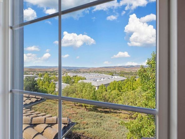 5132 Fioli Loop, San Ramon CA 94582