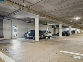 150 Pearl St 122, Oakland CA 94611