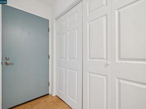 150 Pearl St 122, Oakland CA 94611