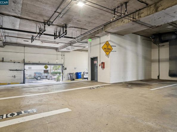 150 Pearl St 122, Oakland CA 94611