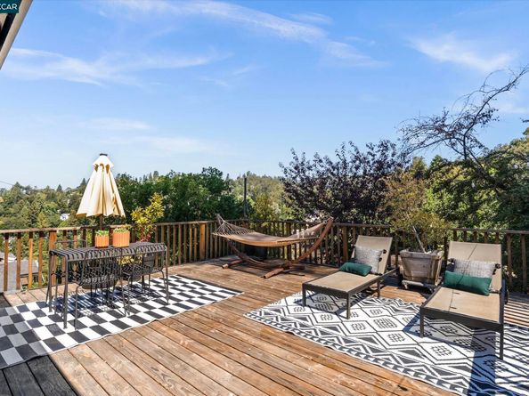 5915 Alhambra Ave, Oakland CA 94611
