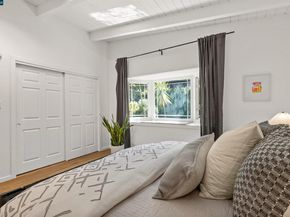 5915 Alhambra Ave, Oakland CA 94611