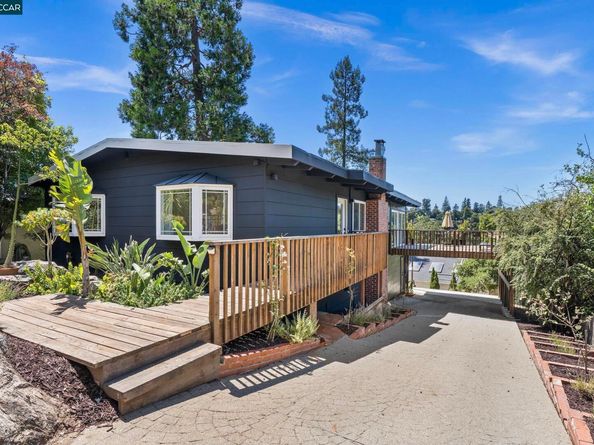 5915 Alhambra Ave, Oakland CA 94611
