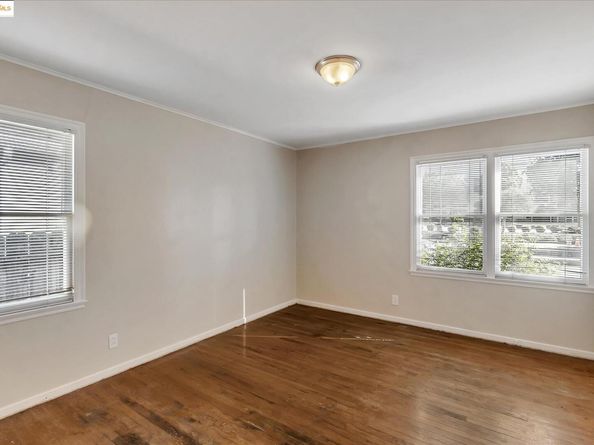827 chestnut st, Redwood City CA 94063