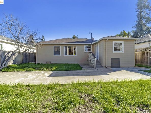 827 chestnut st, Redwood City CA 94063