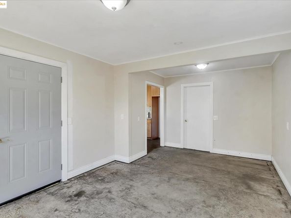 827 chestnut st, Redwood City CA 94063