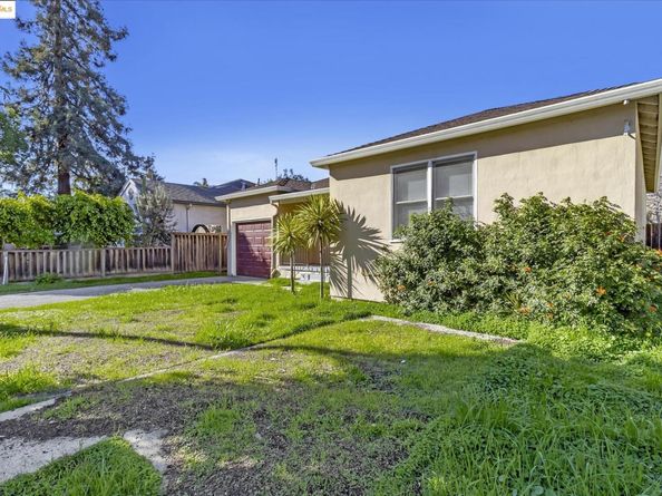 827 chestnut st, Redwood City CA 94063