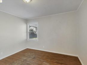 827 chestnut st, Redwood City CA 94063