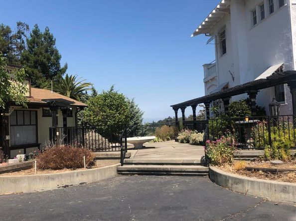 1556 E St, Hayward CA 94541