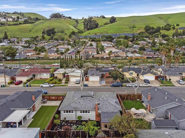 30847 Prestwick Ave, Hayward CA 94544