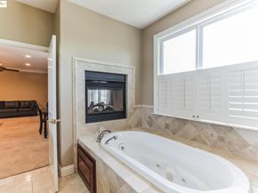 256 Douglas Ln, Pleasant Hill CA 94523
