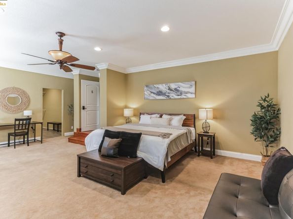 256 Douglas Ln, Pleasant Hill CA 94523