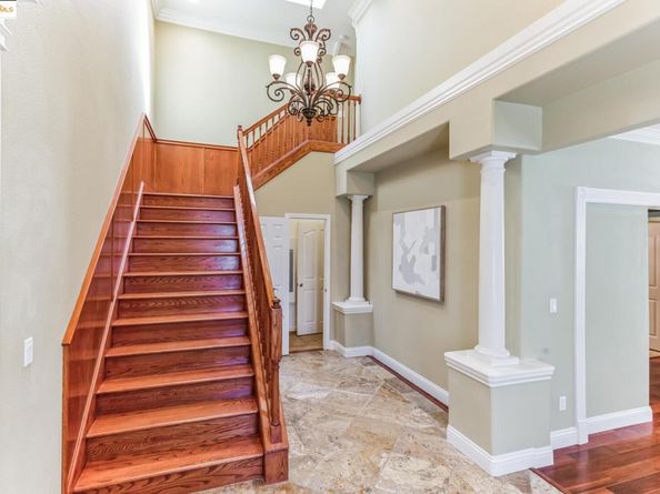256 Douglas Ln, Pleasant Hill CA 94523