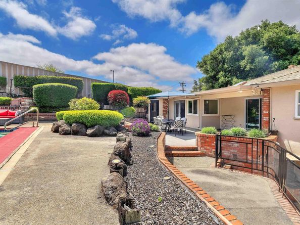 18522 Madison Ave, Castro Valley CA 94546