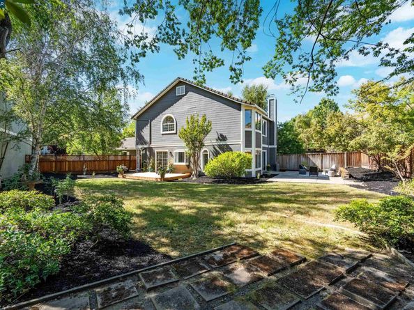 5 Stuart Place, Danville CA 94526