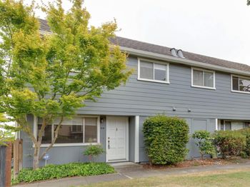 3171 Bayview Dr