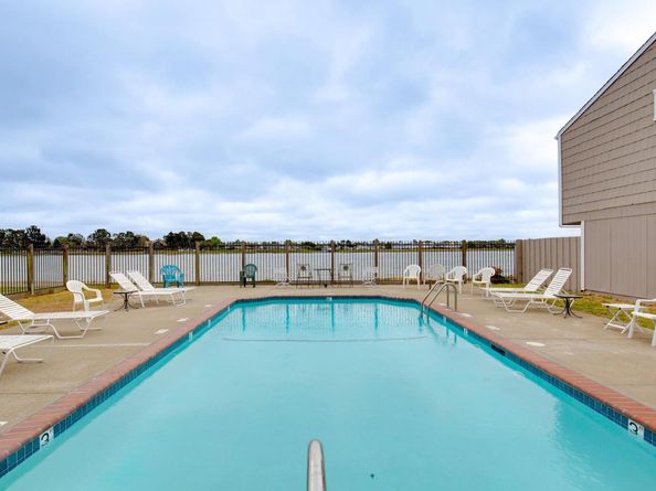 3171 Bayview Dr, Alameda CA 94501
