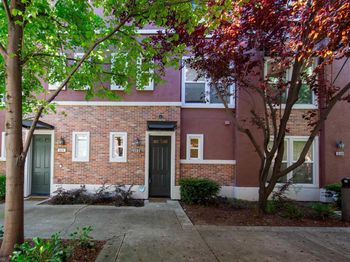 640 Plaza Place