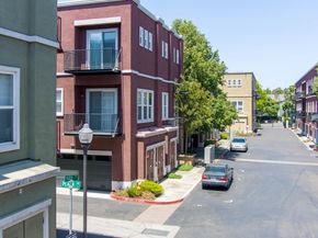 640 Plaza Place, Hayward CA 94541