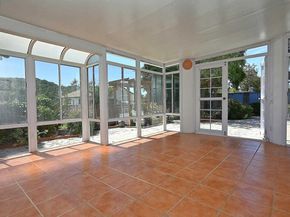 44 Oak Hill Cir, Oakland CA 94605