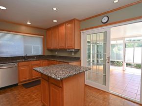 44 Oak Hill Cir, Oakland CA 94605