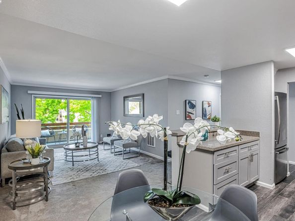 590 El Dorado Ave 208, Oakland CA 94611