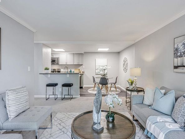 590 El Dorado Ave 208, Oakland CA 94611