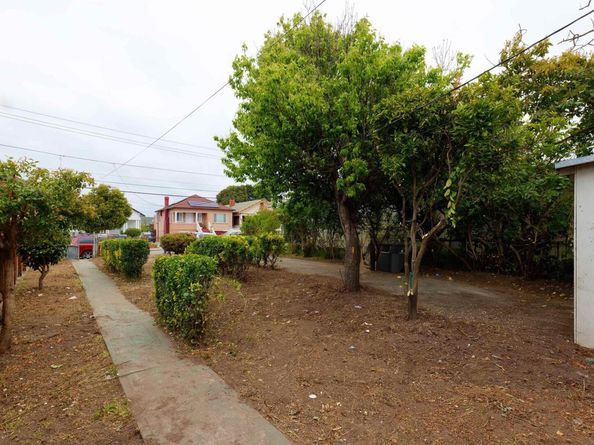 1029 57Th St, Oakland CA 94608