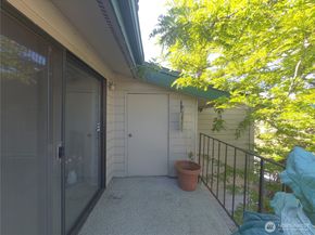 1102 8th Street NE 31, Auburn WA 98002